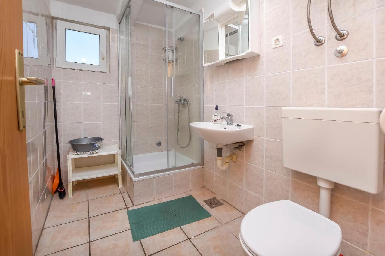 Apartments Karleusa 로고즈니차 외부 사진