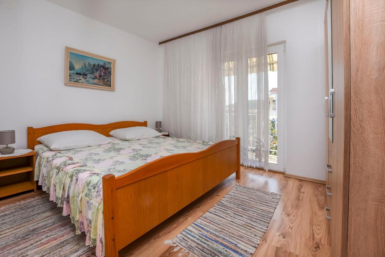 Apartments Karleusa 로고즈니차 외부 사진